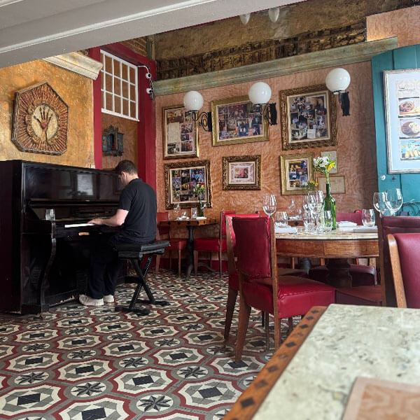 Foto: Amorella Presentes, 2025 (Google)